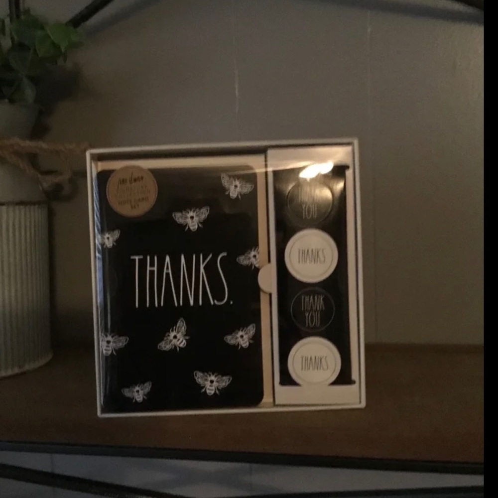 Rae Dunn thanks note cards black with bee